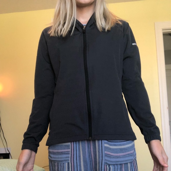 Brand new adidas running jacket - Picture 3 of 3